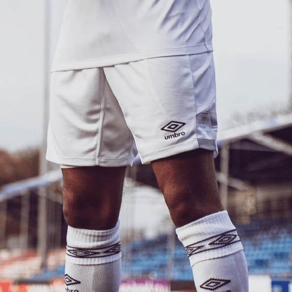 Umbro Vier Shorts